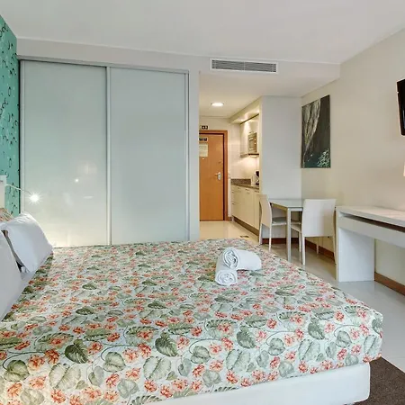 Apartment Dfm Happy Days F - *